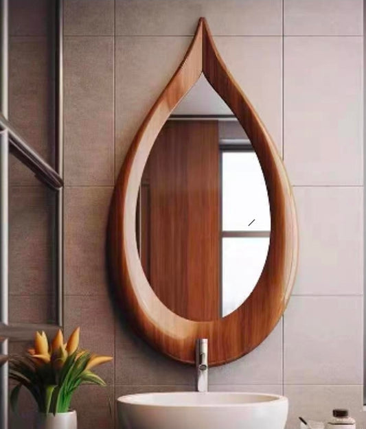 Das - Stylish Mirror with wooden frame.